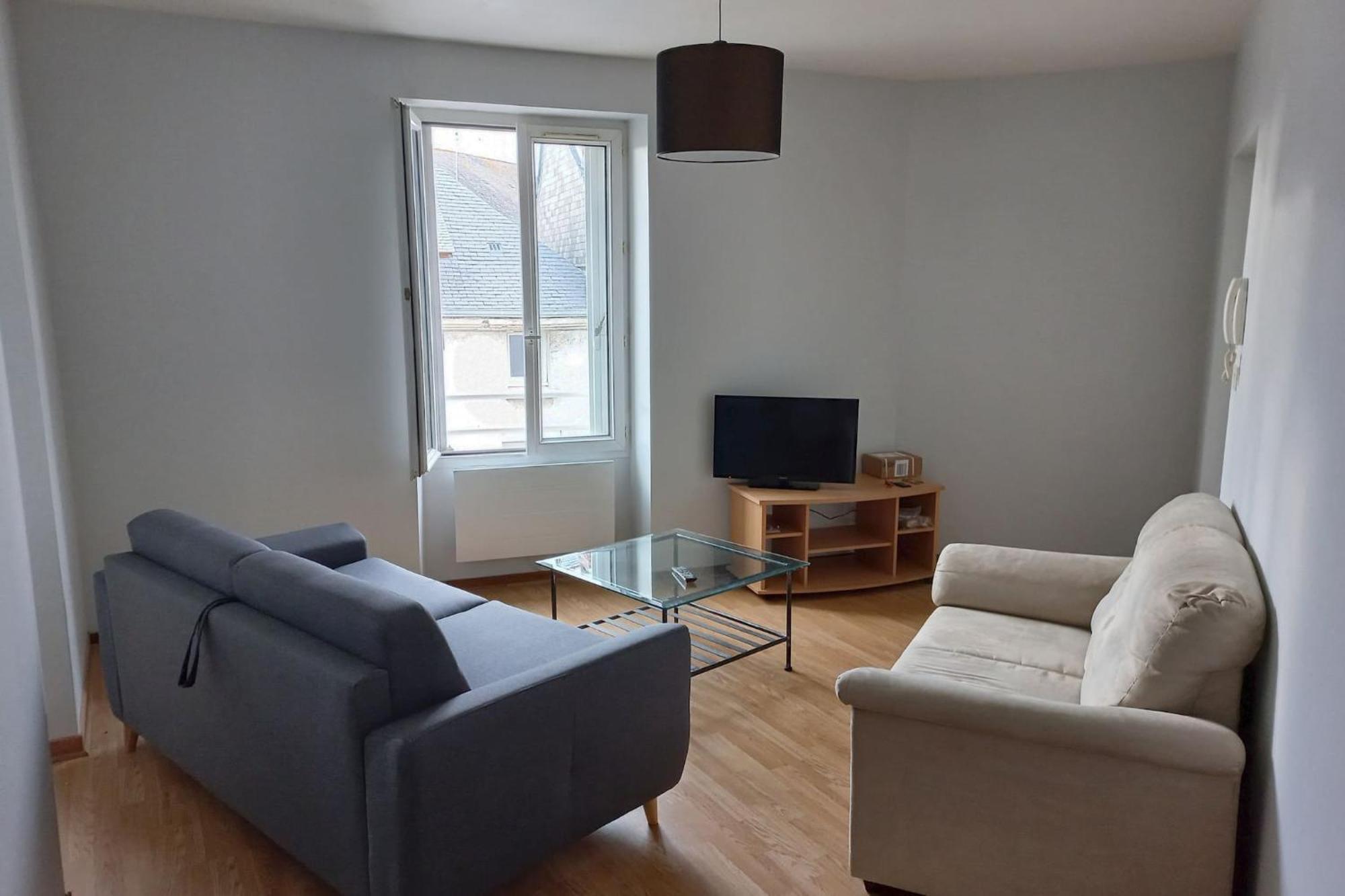Grand Studio ✰ 35M² ✰ Centre ✰ 4Pers/2Lits ✰ Cuisine ✰ Wifi Candé Екстериор снимка