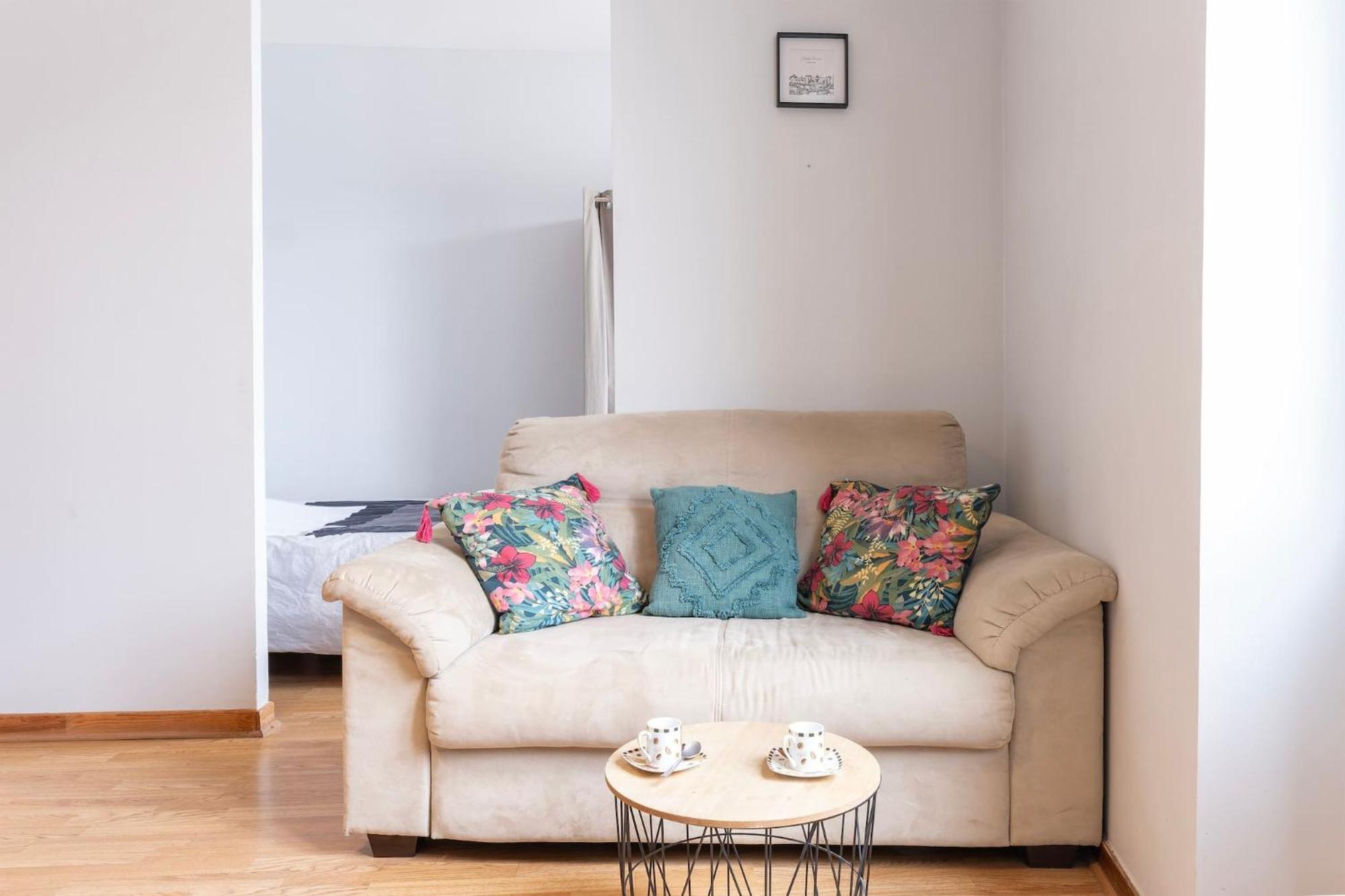 Grand Studio ✰ 35M² ✰ Centre ✰ 4Pers/2Lits ✰ Cuisine ✰ Wifi Candé Екстериор снимка
